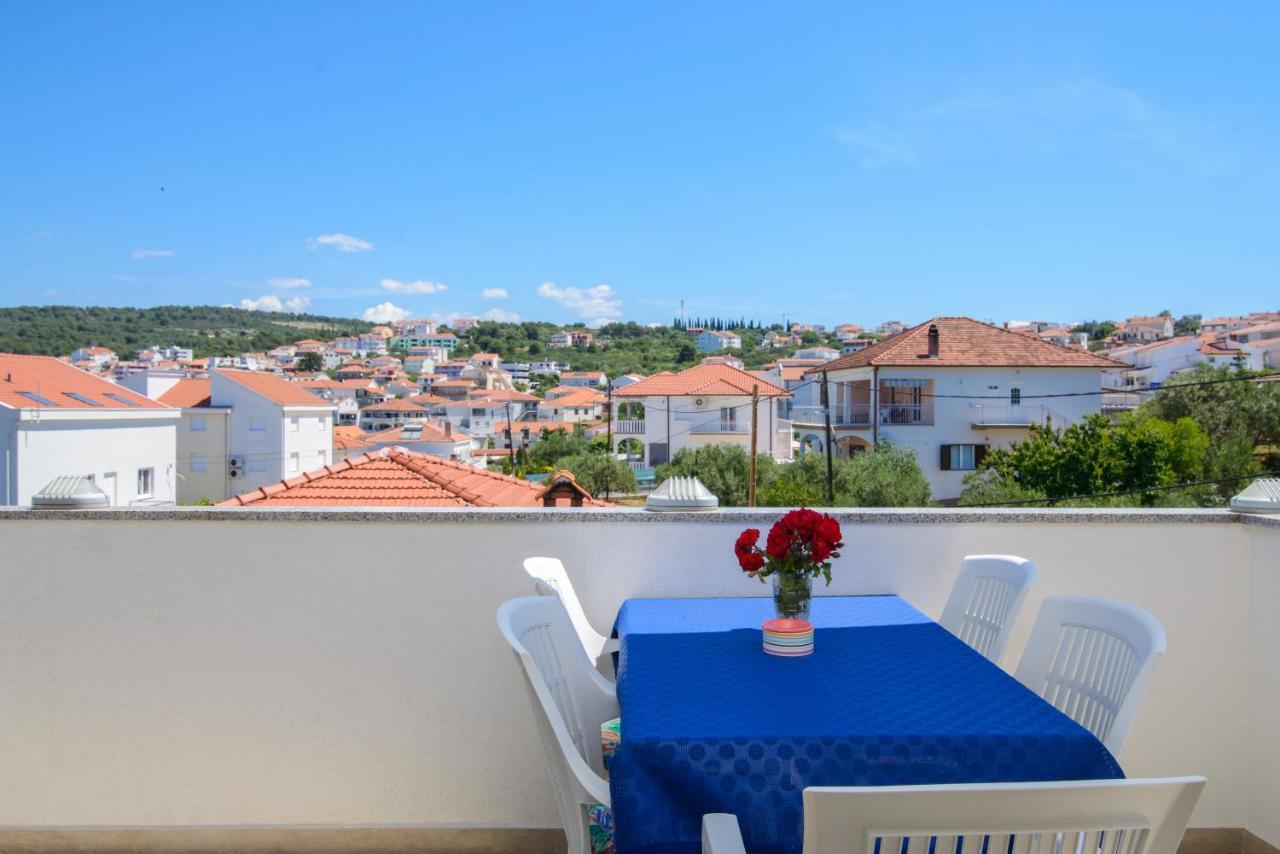 Apartments Tonka Trogir Exterior foto